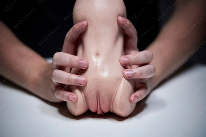 Bezlya Masturbator - U-AIR02 (Silicone) Sex Toy