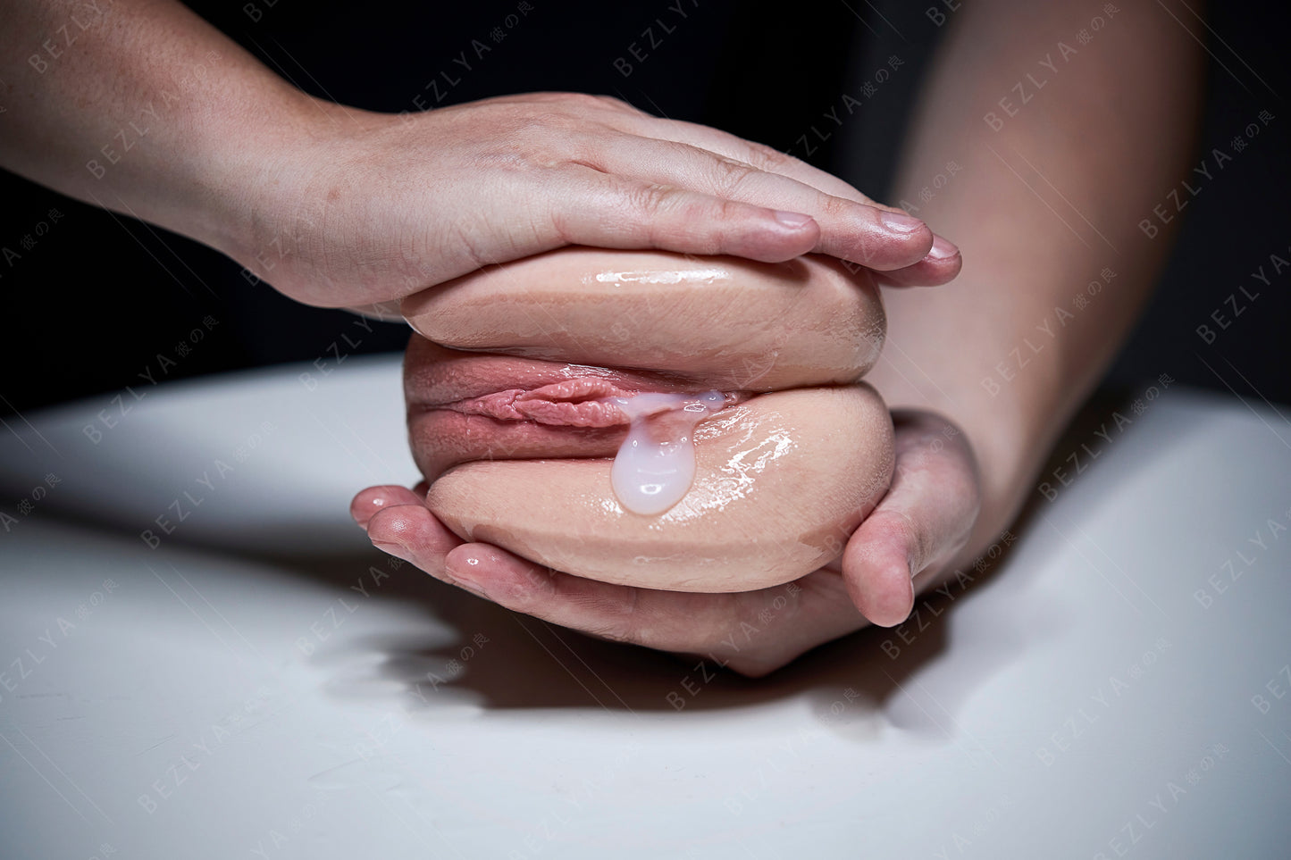 Bezlya Masturbator - U-AIR02 (Silicone) Sex Toy