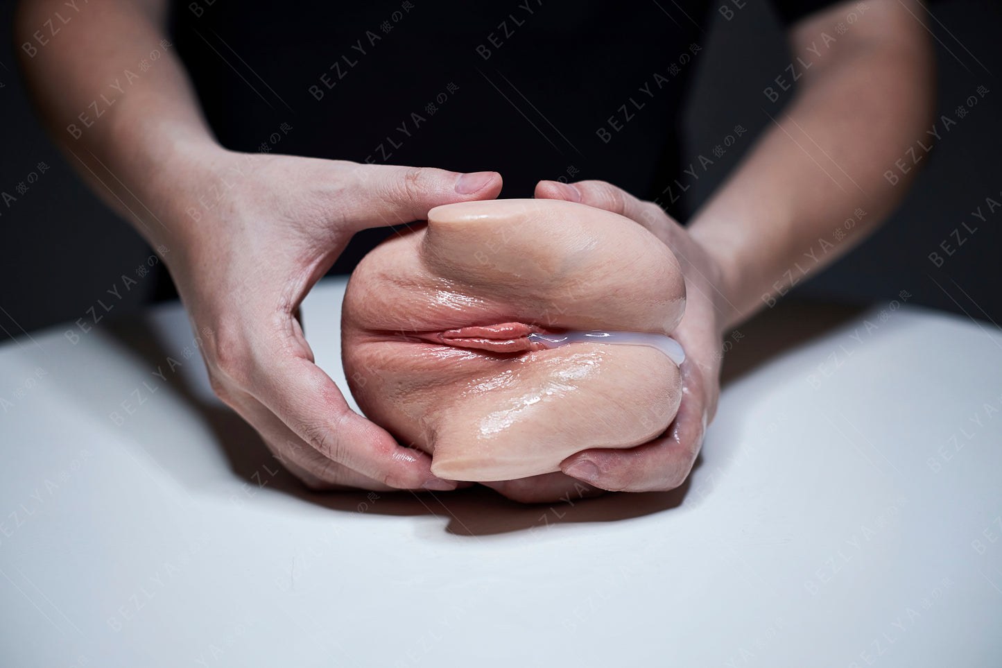 Bezlya Masturbator - U-AIR01 (Silicone) Sex Toy